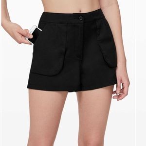 Lululemon This Instant Short